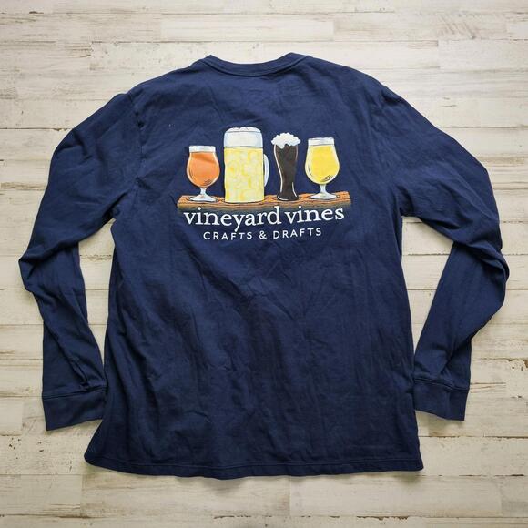 Vineyard Vines CRAFT AND DRAFTS T-Shirt MED Long Sleeve NAVY Pocket BEER - Picture 1 of 6